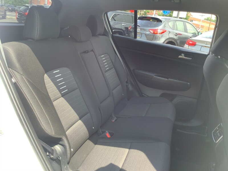 2020 Kia Sportage LX - Photo 14 - Hatboro, PA 19040