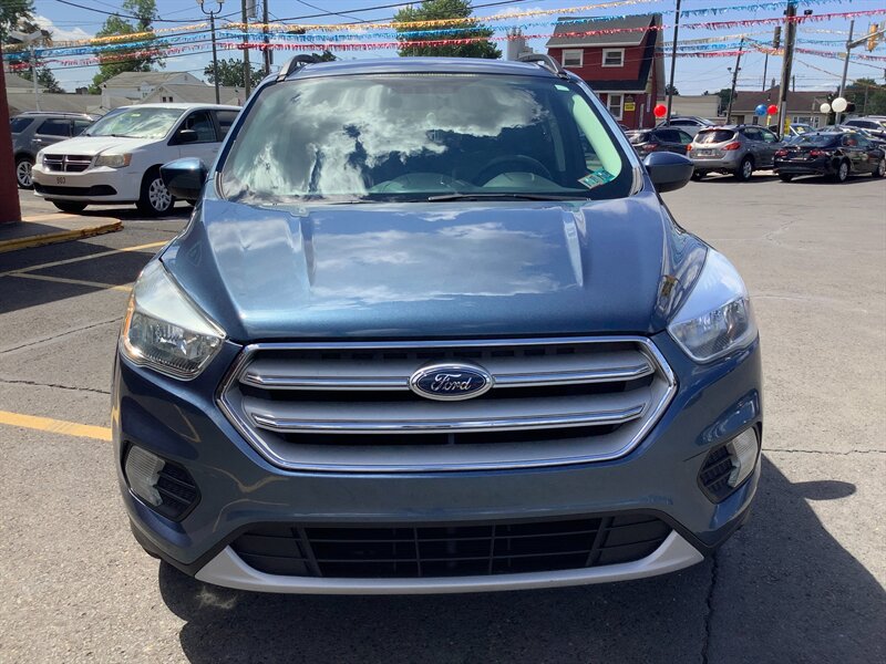 2018 Ford Escape SE - Photo 2 - Hatboro, PA 19040