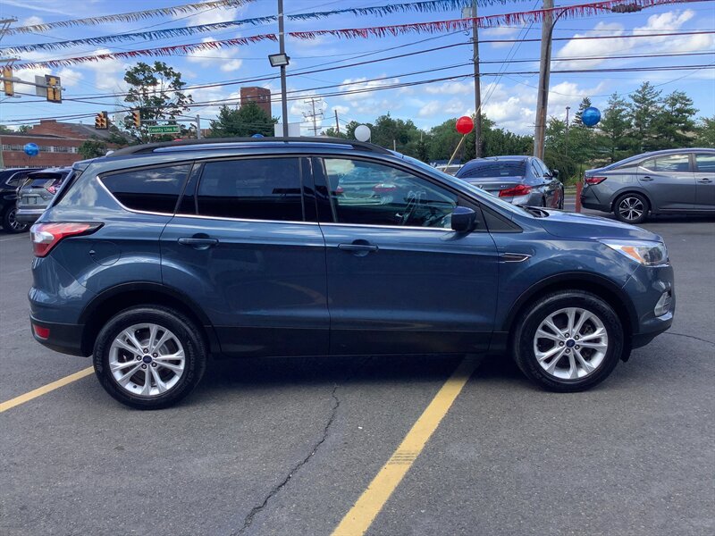 2018 Ford Escape SE - Photo 8 - Hatboro, PA 19040