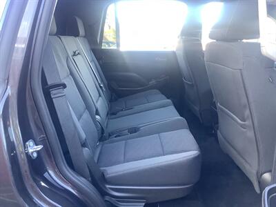 2018 Chevrolet Tahoe LS 4WD - Photo 16 - Hatboro, PA 19040