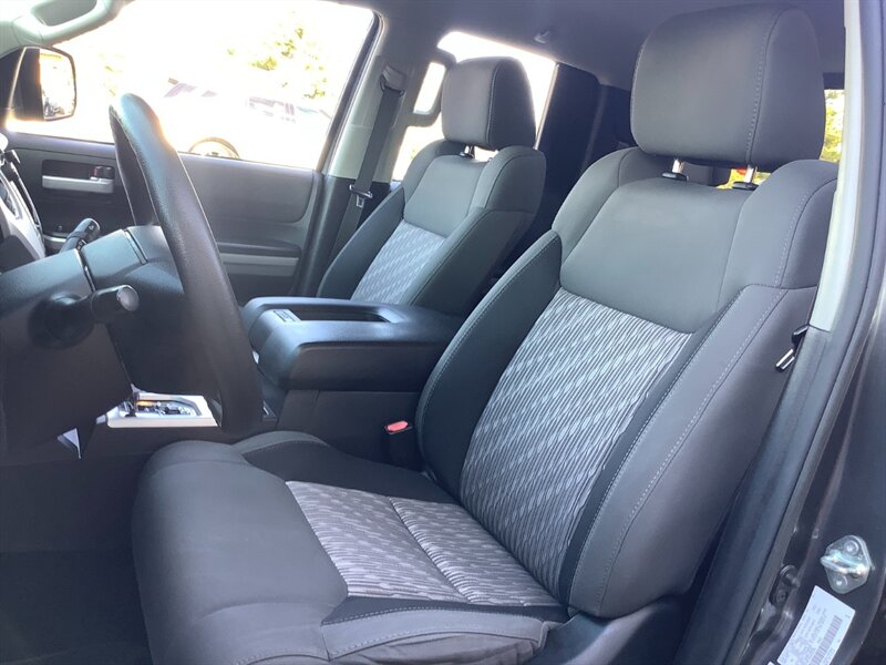 2018 Toyota Tundra SR5 - Photo 11 - Hatboro, PA 19040