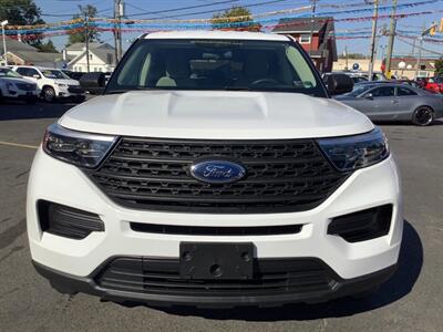 2021 Ford Explorer   - Photo 2 - Hatboro, PA 19040