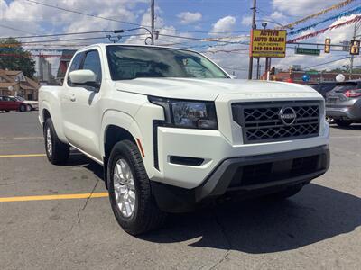 2022 Nissan Frontier SV   - Photo 1 - Hatboro, PA 19040