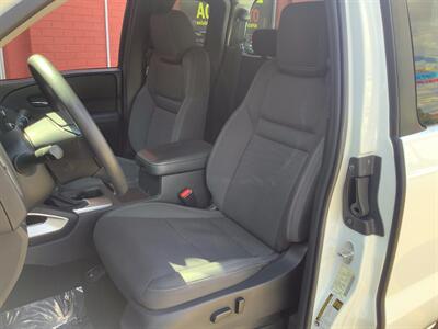 2022 Nissan Frontier SV   - Photo 8 - Hatboro, PA 19040