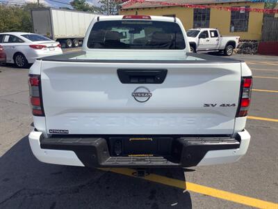 2022 Nissan Frontier SV   - Photo 5 - Hatboro, PA 19040