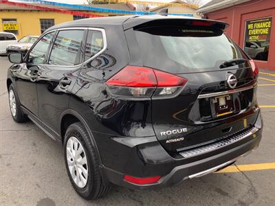 2018 Nissan Rogue S - Photo 5 - Hatboro, PA 19040