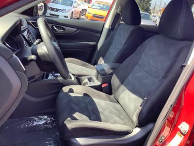 2014 Nissan Rogue SV   - Photo 10 - Hatboro, PA 19040
