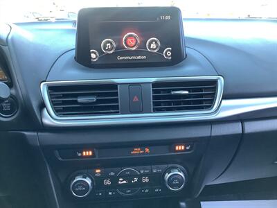 2017 Mazda Mazda3 Touring 2.5   - Photo 18 - Hatboro, PA 19040