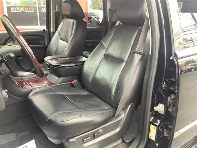 2011 Cadillac Escalade Luxury   - Photo 10 - Hatboro, PA 19040