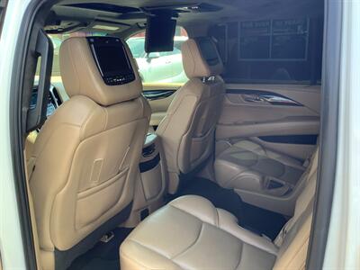 2019 Cadillac Escalade ESV Platinum   - Photo 11 - Hatboro, PA 19040
