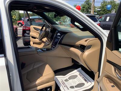 2019 Cadillac Escalade ESV Platinum   - Photo 16 - Hatboro, PA 19040