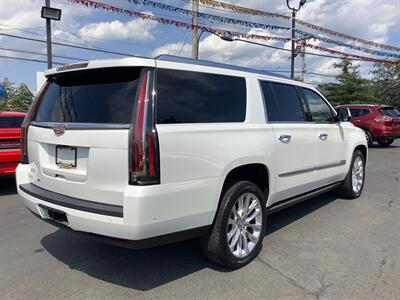 2019 Cadillac Escalade ESV Platinum   - Photo 7 - Hatboro, PA 19040