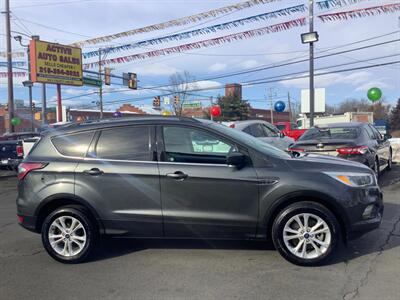 2018 Ford Escape SE   - Photo 9 - Hatboro, PA 19040