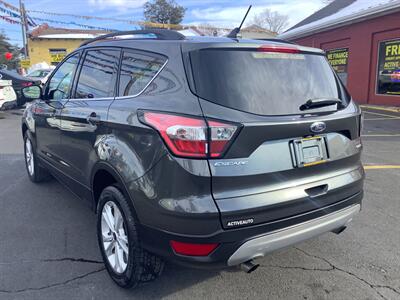 2018 Ford Escape SE   - Photo 6 - Hatboro, PA 19040
