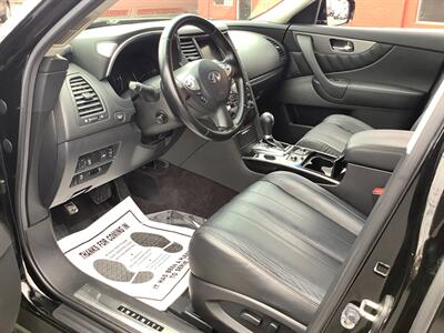 2015 INFINITI QX70   - Photo 11 - Hatboro, PA 19040