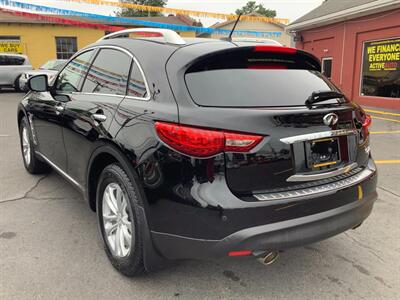 2015 INFINITI QX70   - Photo 5 - Hatboro, PA 19040