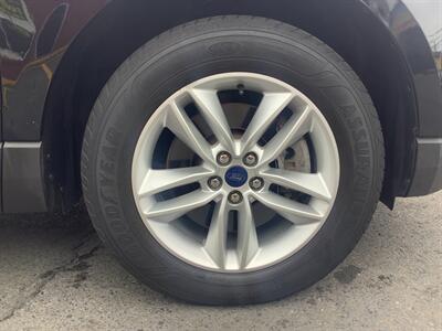 2016 Ford Edge SEL   - Photo 18 - Hatboro, PA 19040
