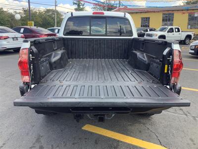 2012 Toyota Tacoma V6   - Photo 14 - Hatboro, PA 19040