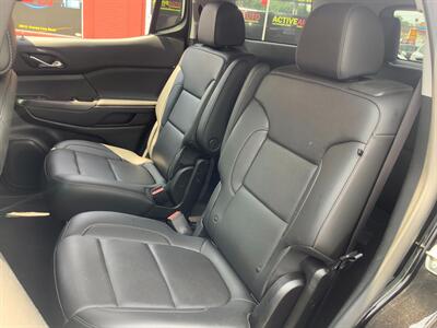 2021 GMC Acadia SLT   - Photo 10 - Hatboro, PA 19040