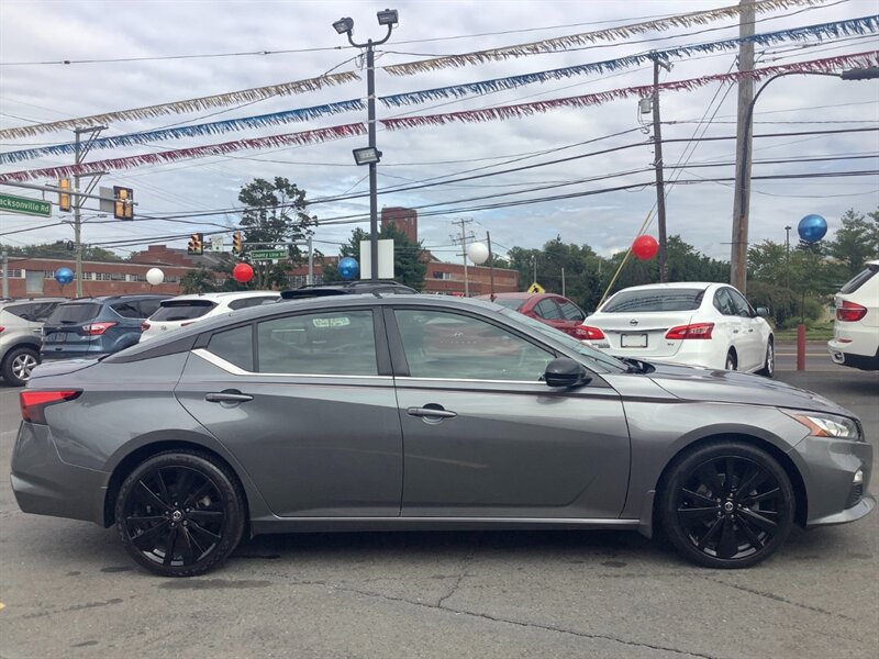 2019 Nissan Altima 2.5 SR - Photo 8 - Hatboro, PA 19040