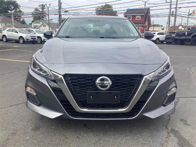 2019 Nissan Altima 2.5 SR - Photo 2 - Hatboro, PA 19040