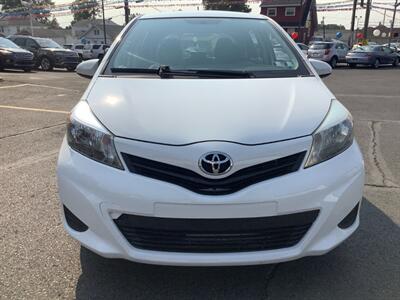 2013 Toyota Yaris 5-Door LE - Photo 3 - Hatboro, PA 19040