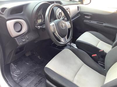 2013 Toyota Yaris 5-Door LE - Photo 12 - Hatboro, PA 19040