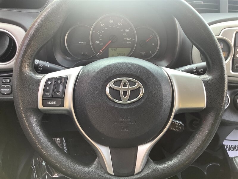 2013 Toyota Yaris 5-Door LE - Photo 18 - Hatboro, PA 19040