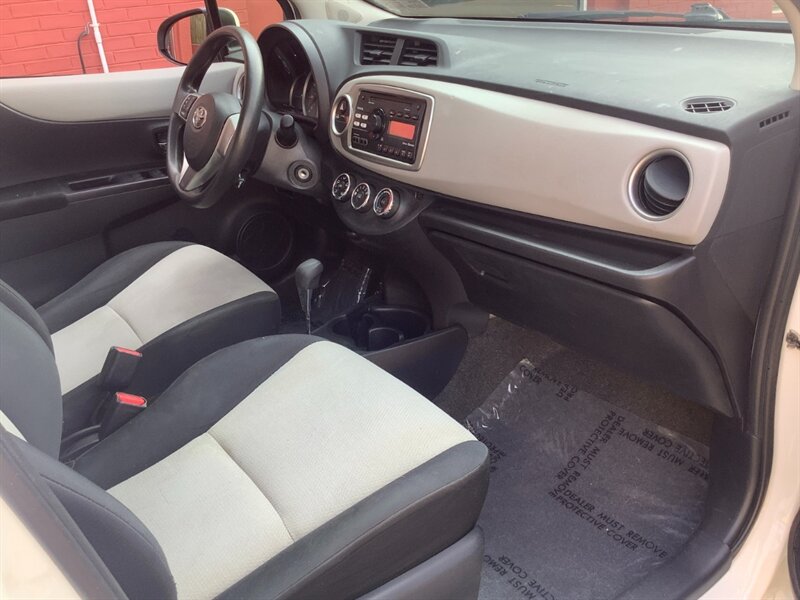 2013 Toyota Yaris 5-Door LE - Photo 16 - Hatboro, PA 19040
