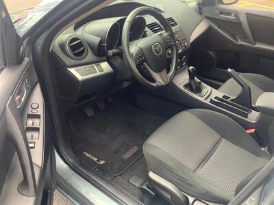 2013 Mazda Mazda3 i Touring   - Photo 9 - Hatboro, PA 19040