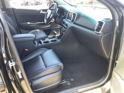 2018 Kia Sportage EX - Photo 16 - Hatboro, PA 19040