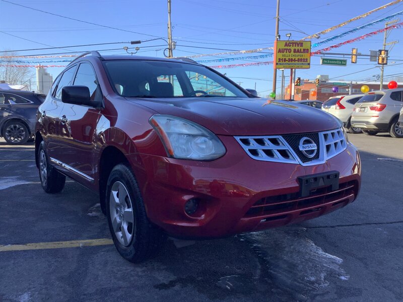 2014 Nissan Rogue Select S  
