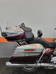 2015 Harley Davidson FLHTKSE CVO Ultra   - Photo 2 - Las Vegas, NV 89146