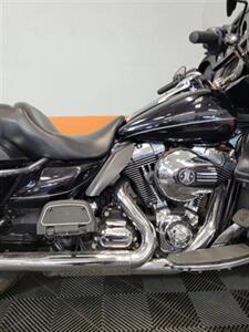 2014 HARLEY DAVIDSON FLHTK Electra Glide Ultra   - Photo 3 - Las Vegas, NV 89146