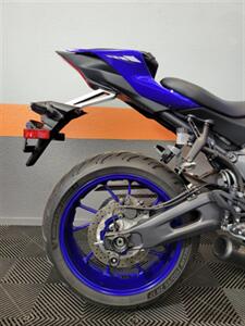 2024 Yamaha YZF R7   - Photo 2 - Las Vegas, NV 89146