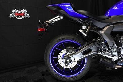 2024 Yamaha YZF R7   - Photo 10 - Las Vegas, NV 89146