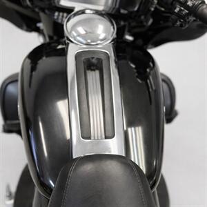 2017 HARLEY DAVIDSON FLHTK ULTRA LIMITED   - Photo 10 - Las Vegas, NV 89146