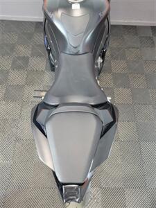 2024 Kawasaki ZX10R   - Photo 11 - Las Vegas, NV 89146