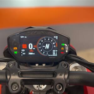 2018 Ducati Hypermotard   - Photo 8 - Las Vegas, NV 89146