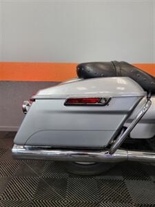 2014 Harley Davidson FLHR ROAD KING   - Photo 2 - Las Vegas, NV 89146