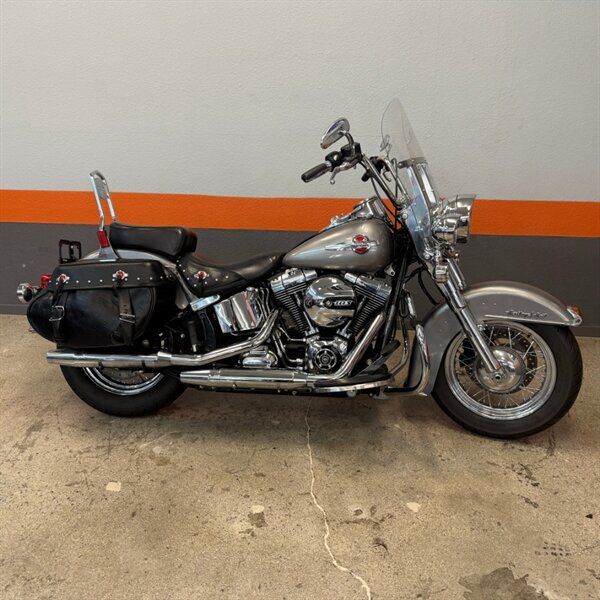 2016 HARLEY DAVIDSON HERITAGE SOFTTAIL CLASSIC FLSTC   - Photo 1 - Las Vegas, NV 89146
