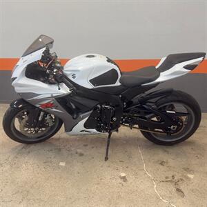2015 SUZUKI GSX-R600   - Photo 2 - Las Vegas, NV 89146