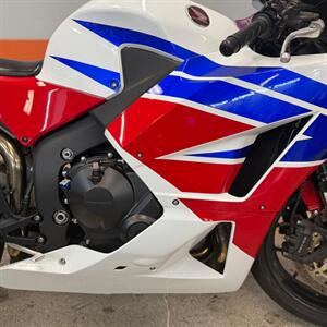 2022 HONDA Cbr600rr   - Photo 13 - Las Vegas, NV 89146
