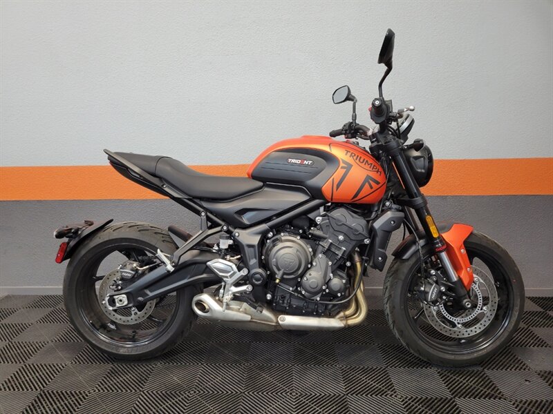 2023 Triumph Trident   - Photo 1 - Las Vegas, NV 89146