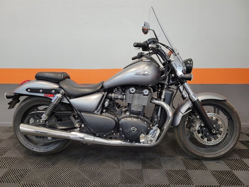 2013 Triumph Thunderbird   - Photo 1 - Las Vegas, NV 89146