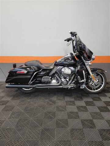 2015 Harley Davidson Electra Glide Ultra Limit FLHTK   - Photo 1 - Las Vegas, NV 89146