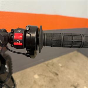 2025 Rawrr Mini R 17   - Photo 8 - Las Vegas, NV 89146