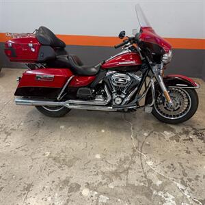 2011 HARLEY DAVIDSON FLHTK ELECTRA GLIDE   - Photo 1 - Las Vegas, NV 89146