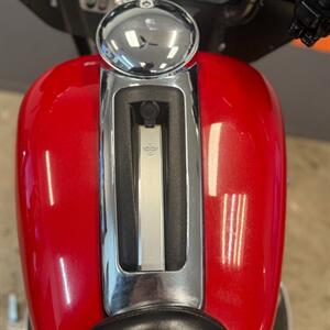 2011 HARLEY DAVIDSON FLHTK ELECTRA GLIDE   - Photo 6 - Las Vegas, NV 89146