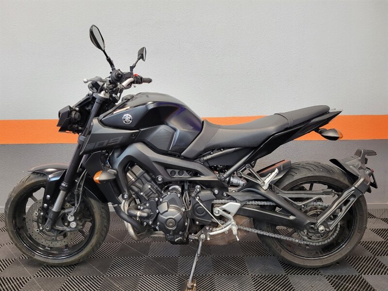 2020 YAMAHA MT-09 - Photo 9 - Las Vegas, NV 89146